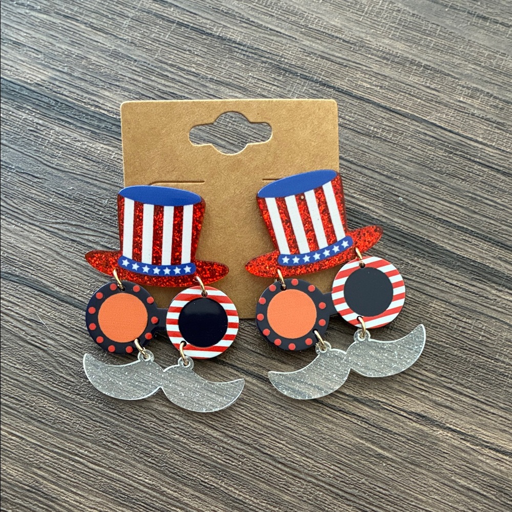 Patriotic Top Hat Acrylic Earrings NWOT